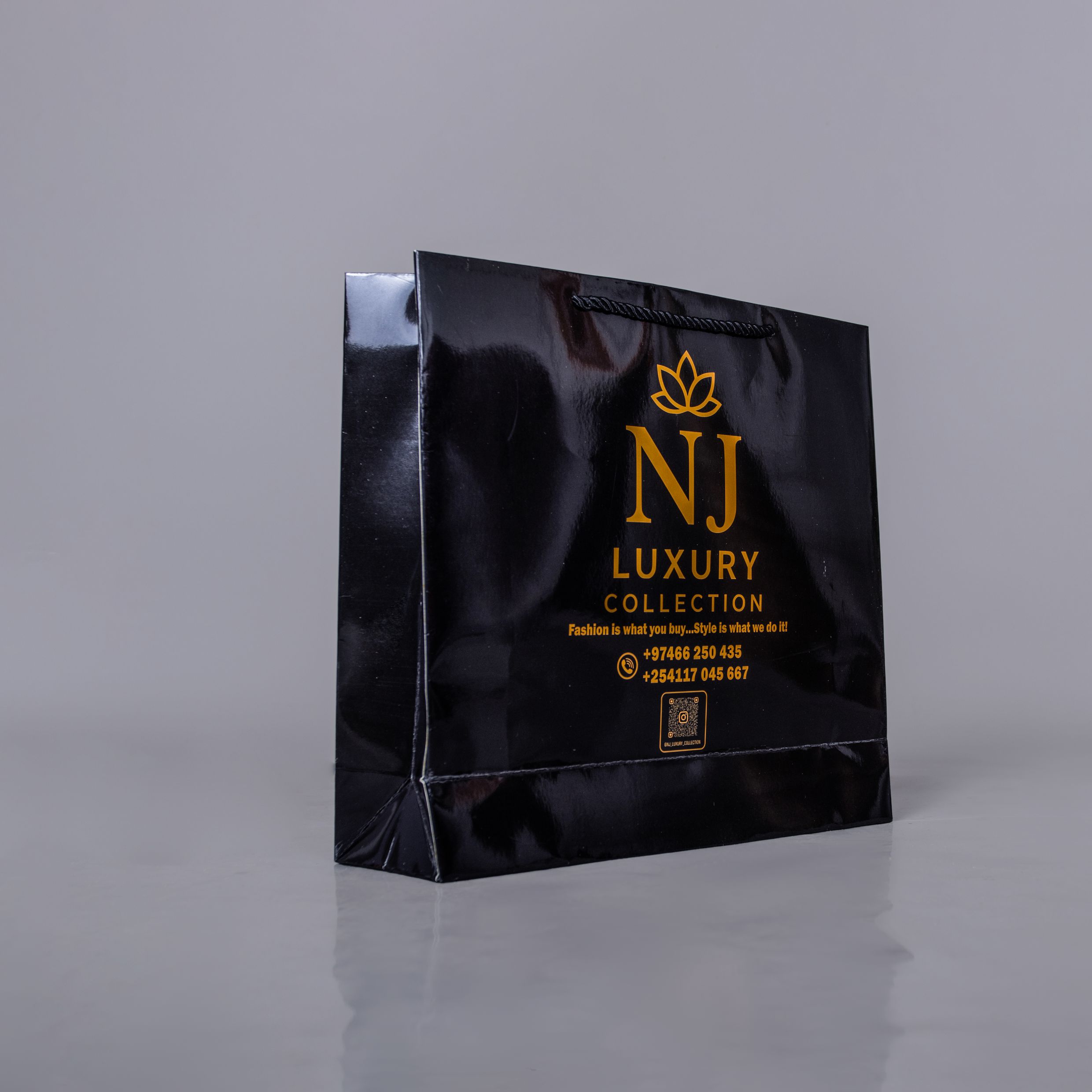 customized-branded-gift-bags